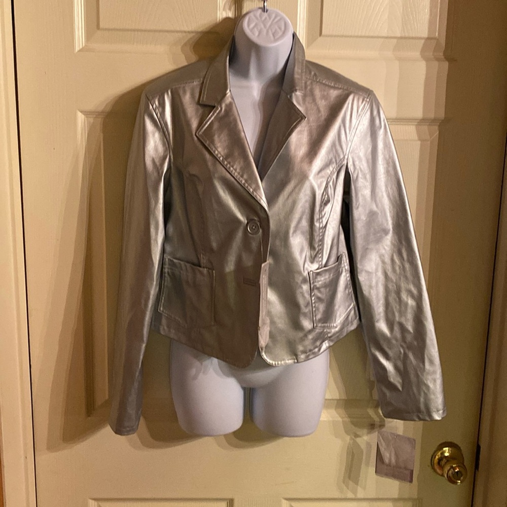 NWT women’s med jacket MARC MATTIS